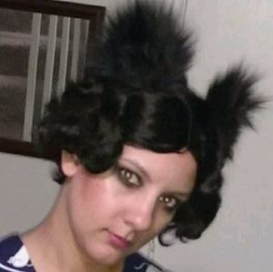 Meet your Posher, Anya